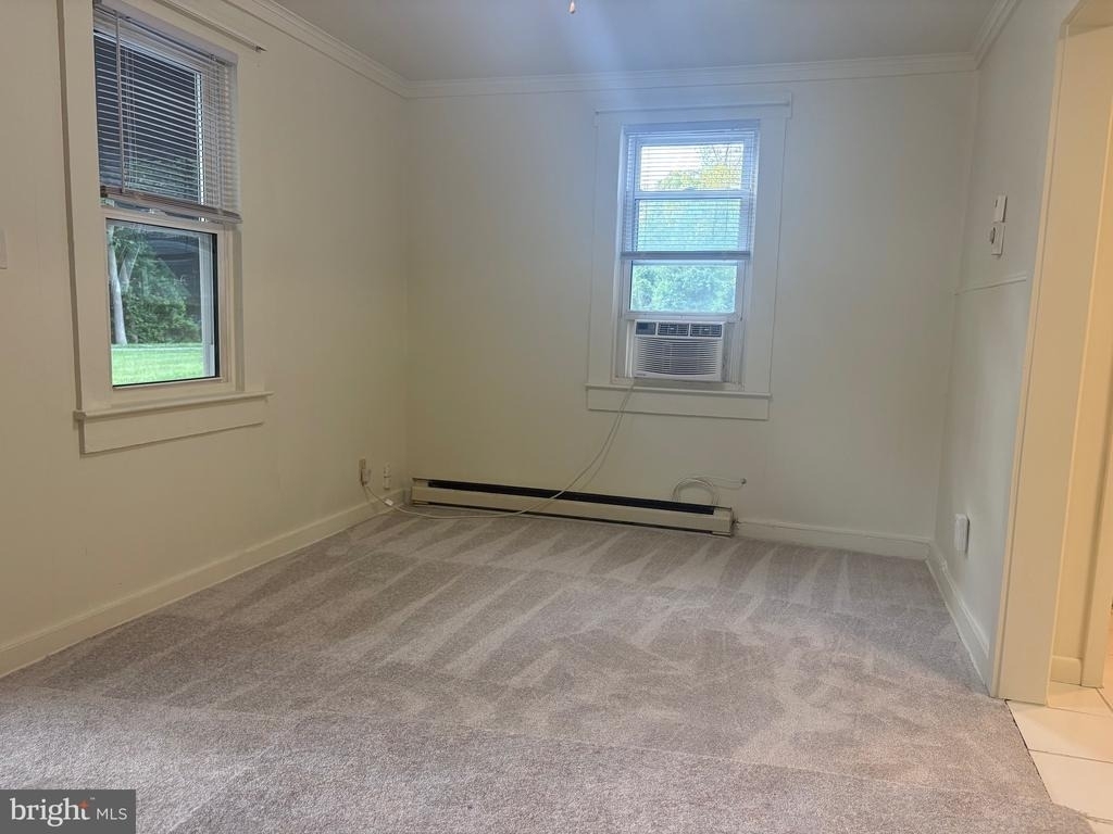 317 South Drive - Photo 2