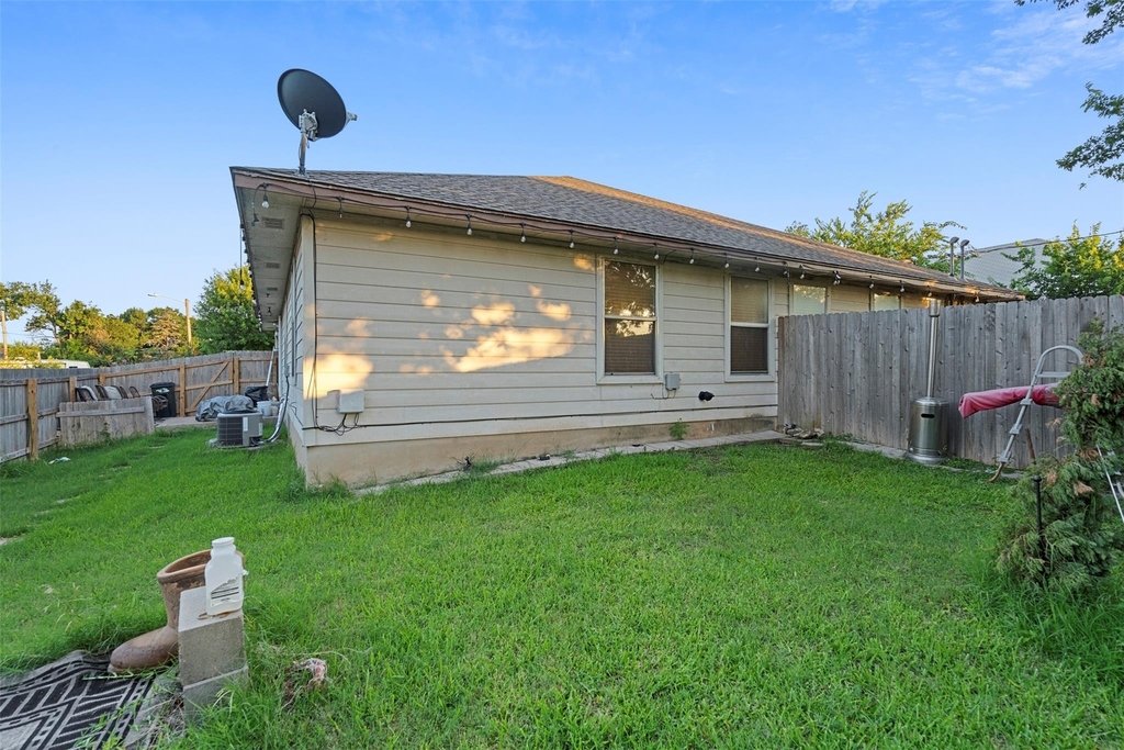 1000 Christopher Dr - Photo 22