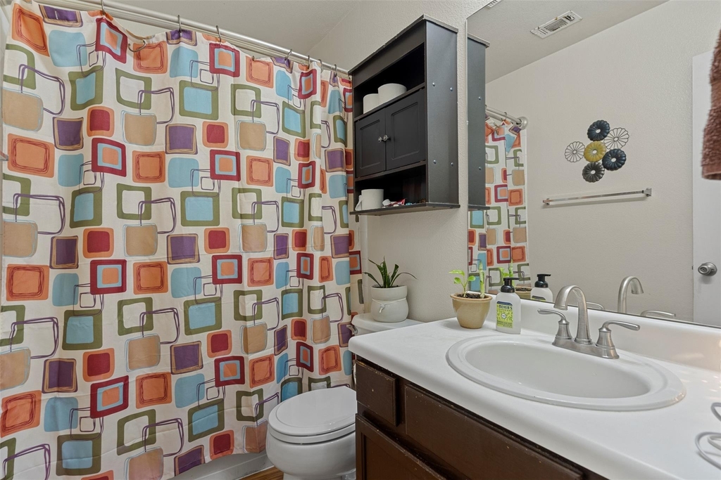 1000 Christopher Dr - Photo 17