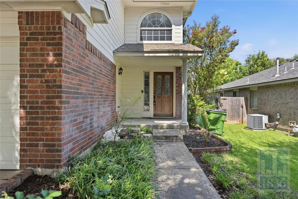 1506 Fort Lloyd Pl - Photo 32
