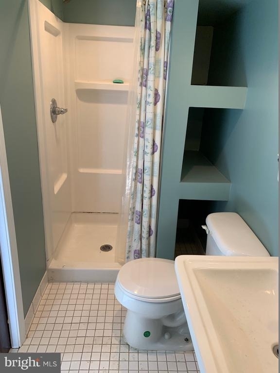 2105 Gilles Street - Photo 18