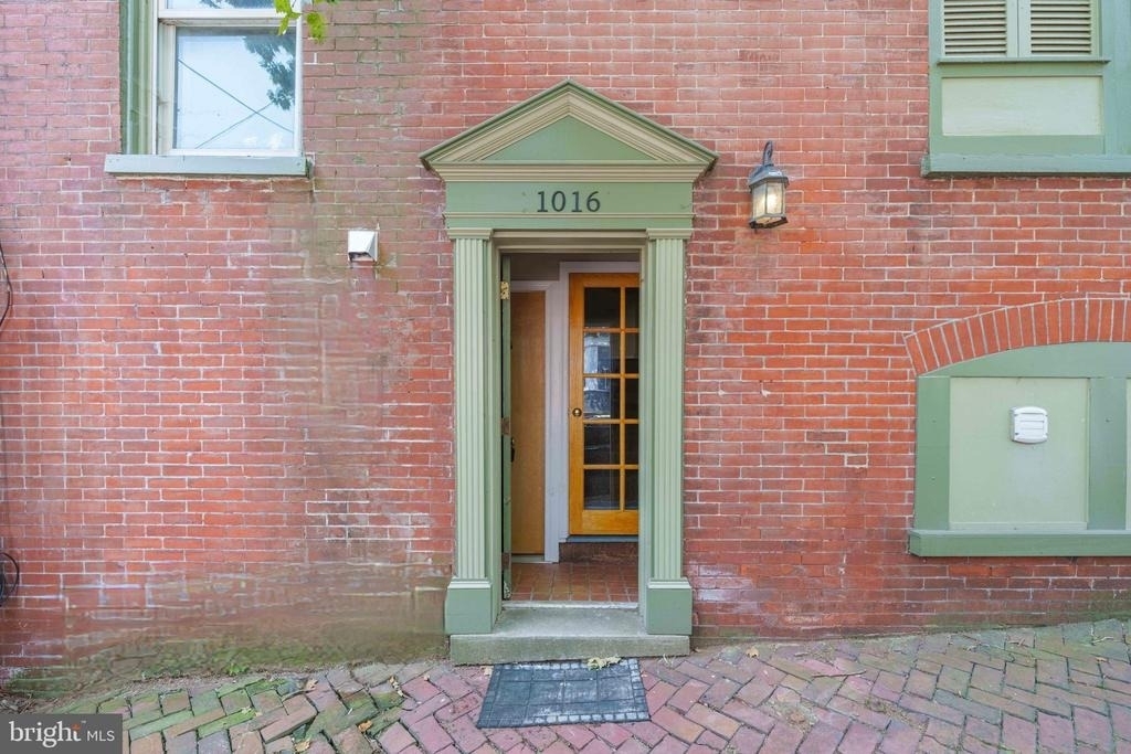 1016 Kirk Avenue - Photo 4