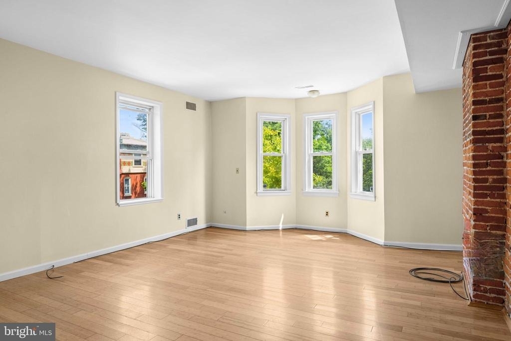 1016 Kirk Avenue - Photo 17