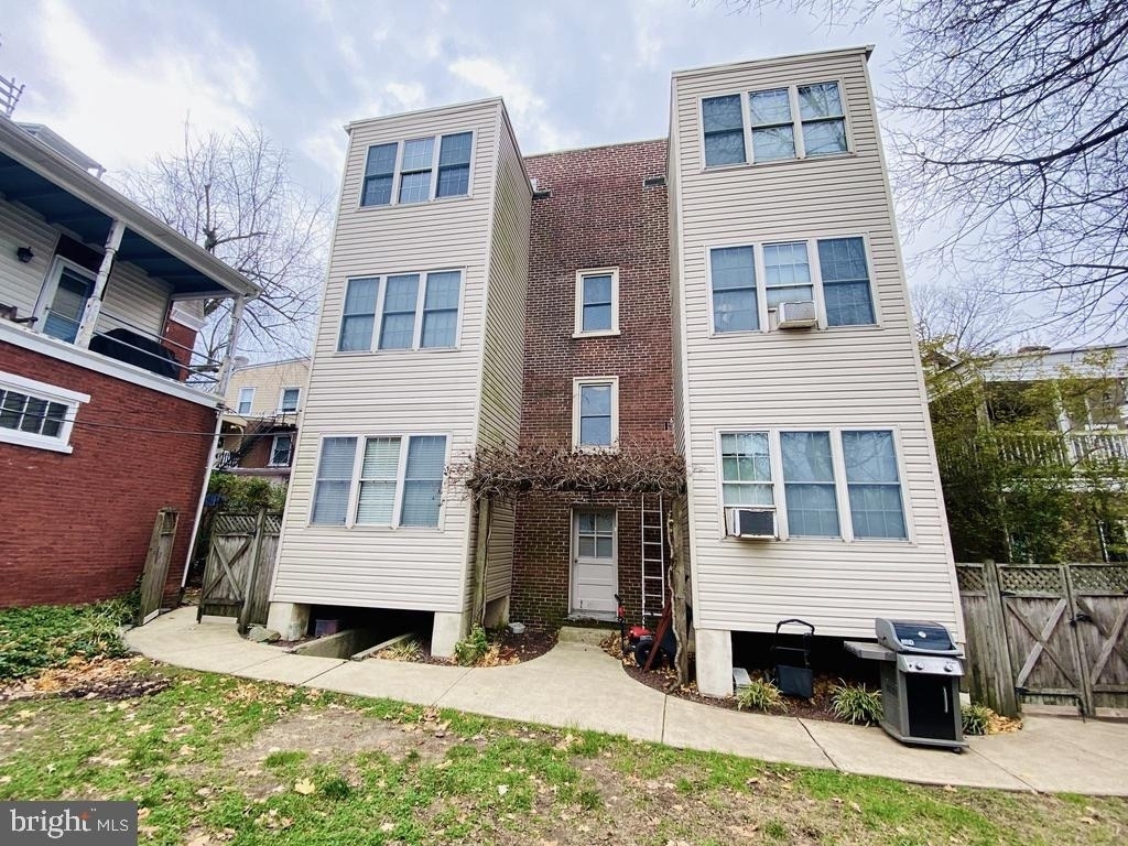 1505 Delaware Avenue - Photo 24