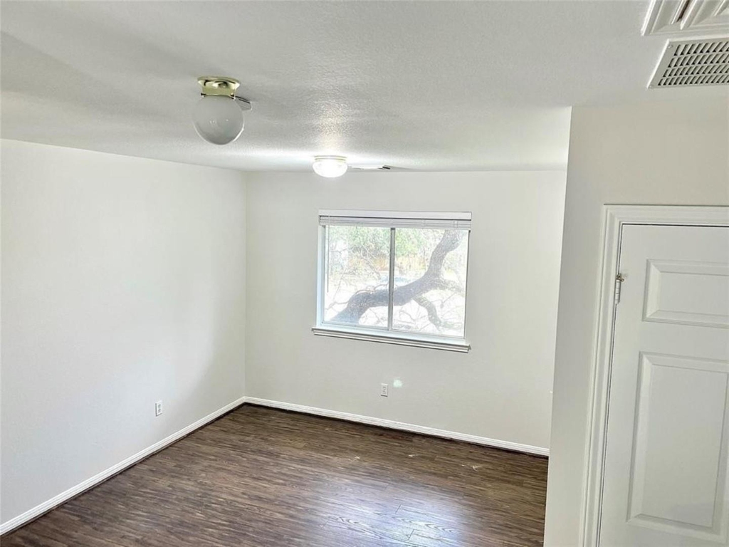 6400 La Carman Ln - Photo 16