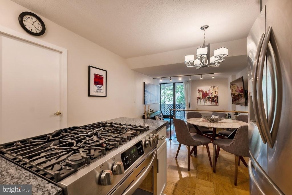 2201 L Street Nw - Photo 8
