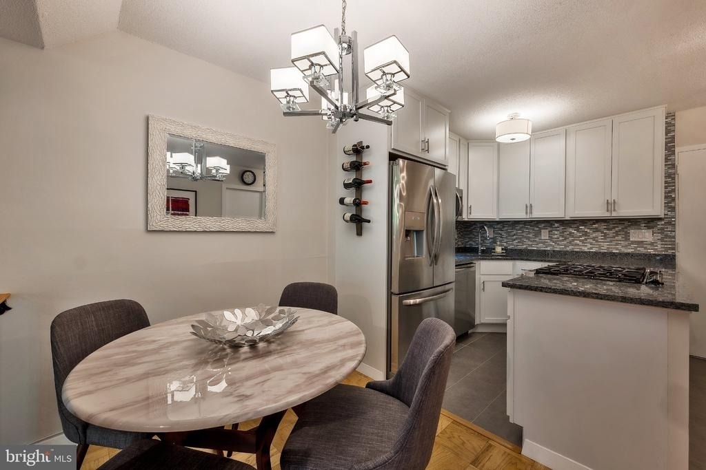 2201 L Street Nw - Photo 3