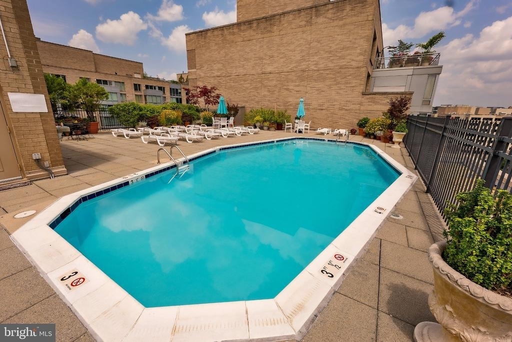 2201 L Street Nw - Photo 25