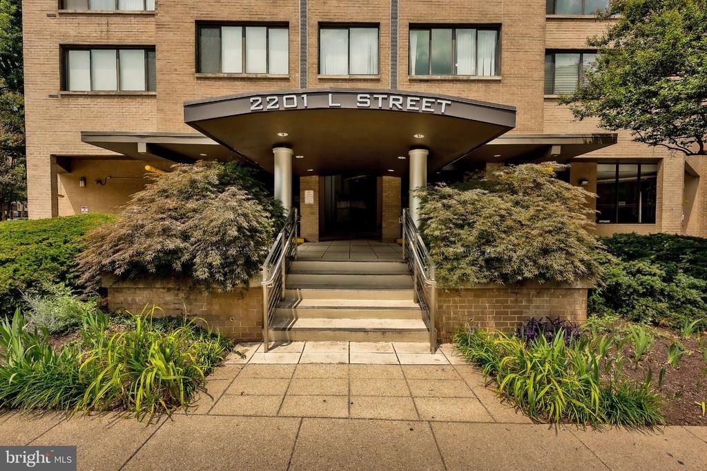 2201 L Street Nw - Photo 29