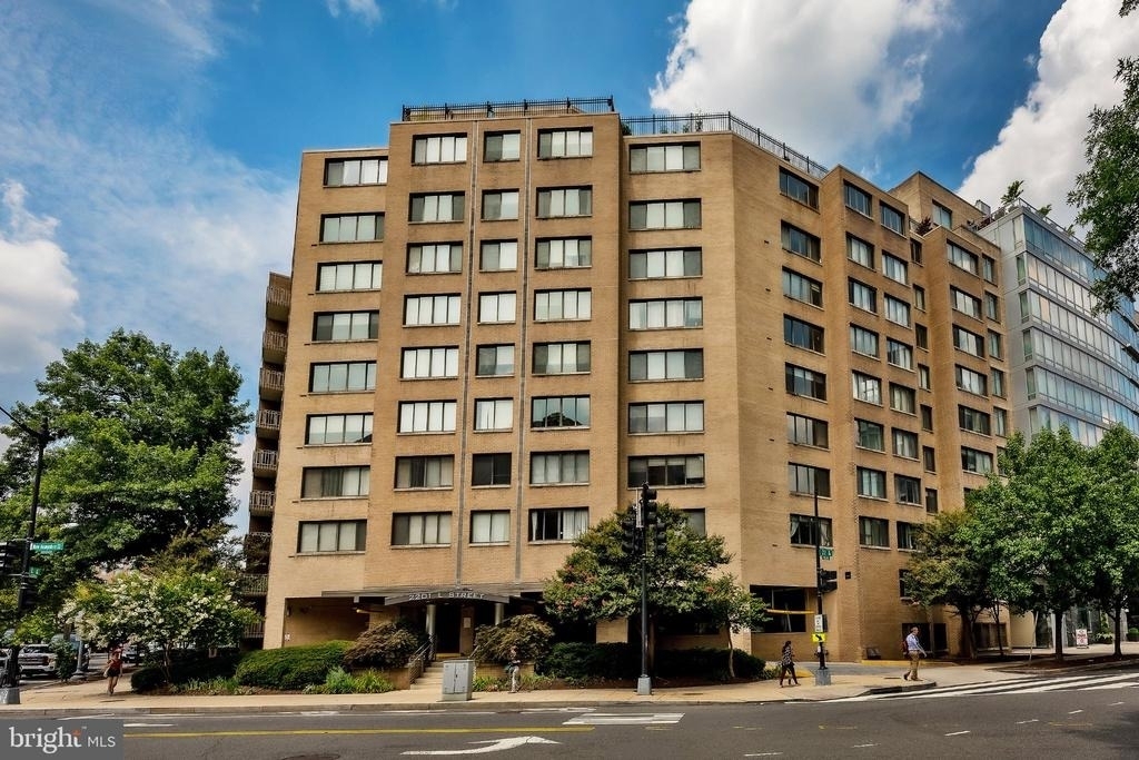 2201 L Street Nw - Photo 27