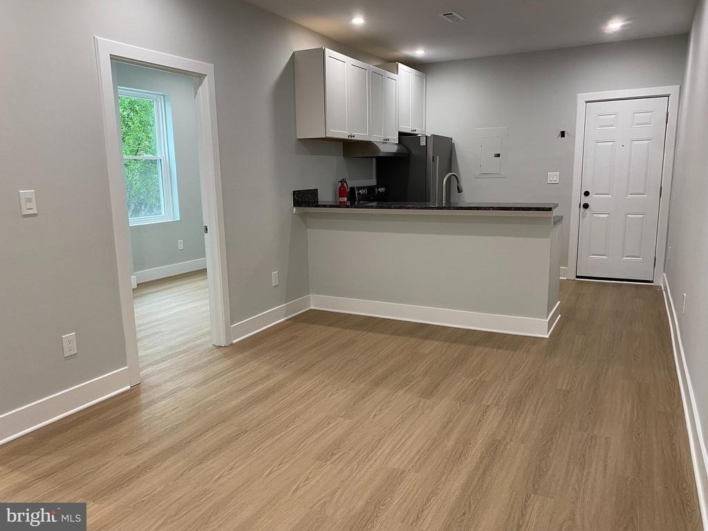 3701 9th Street Nw - Photo 4