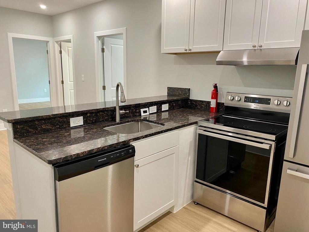 3701 9th Street Nw - Photo 2