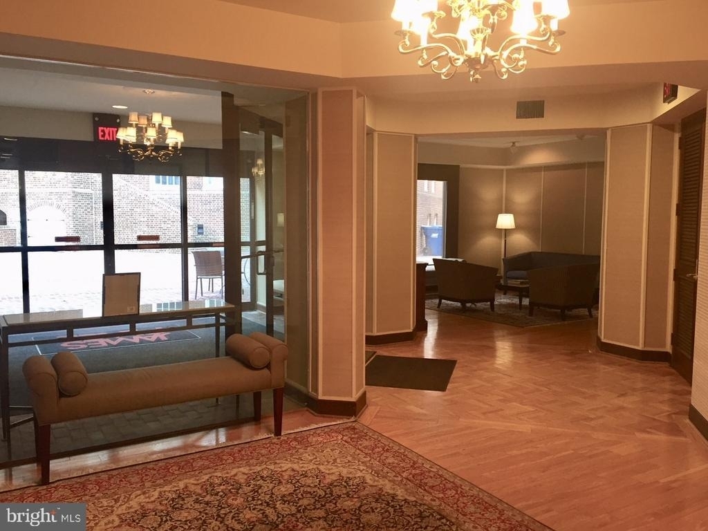 1077 30th Street Nw - Photo 2