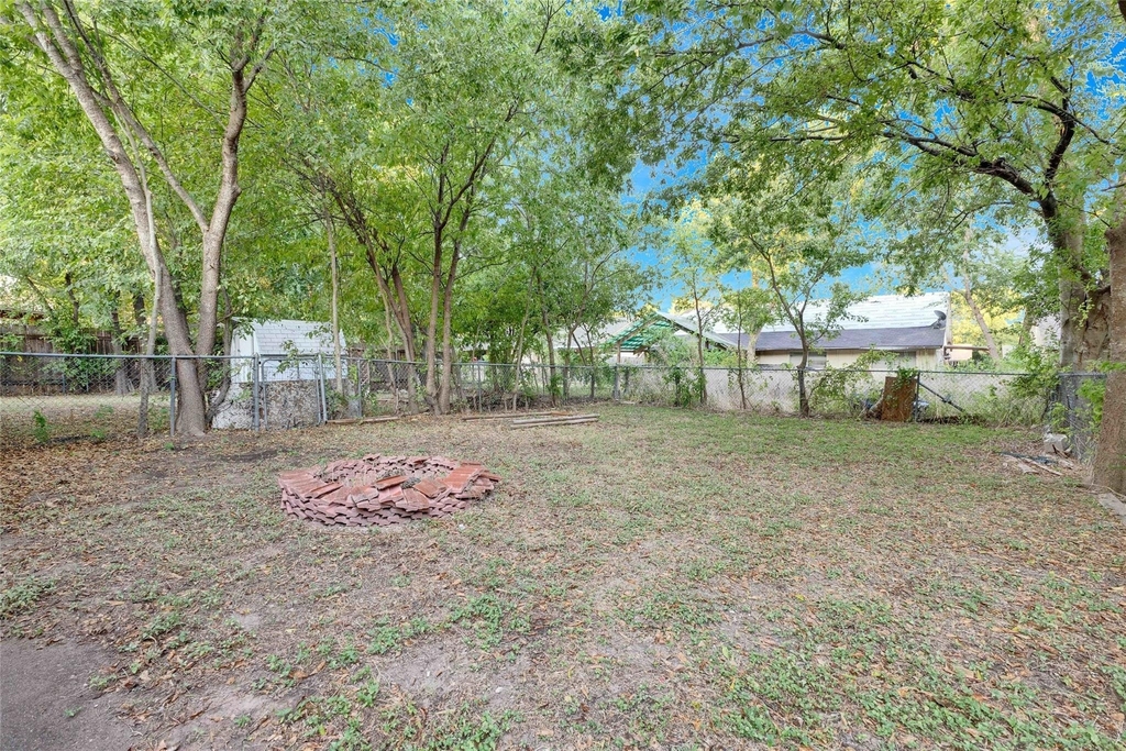 10801 Lanshire Dr - Photo 14