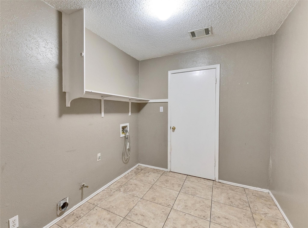 10801 Lanshire Dr - Photo 13