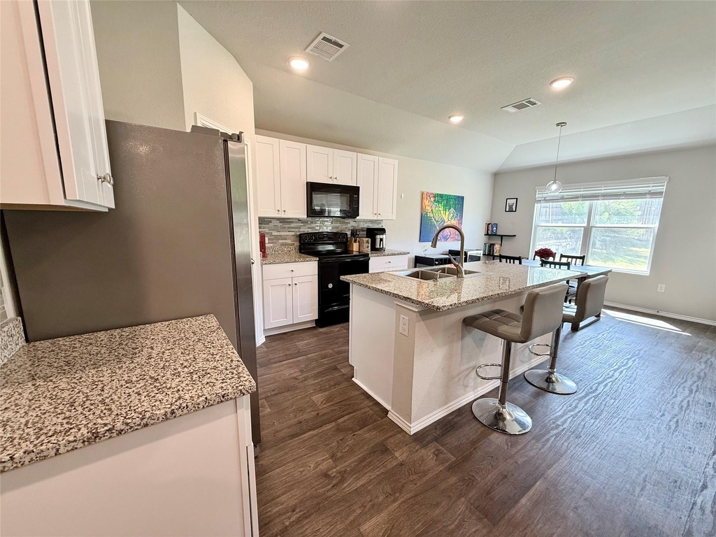 6013 Brocade Dr - Photo 4