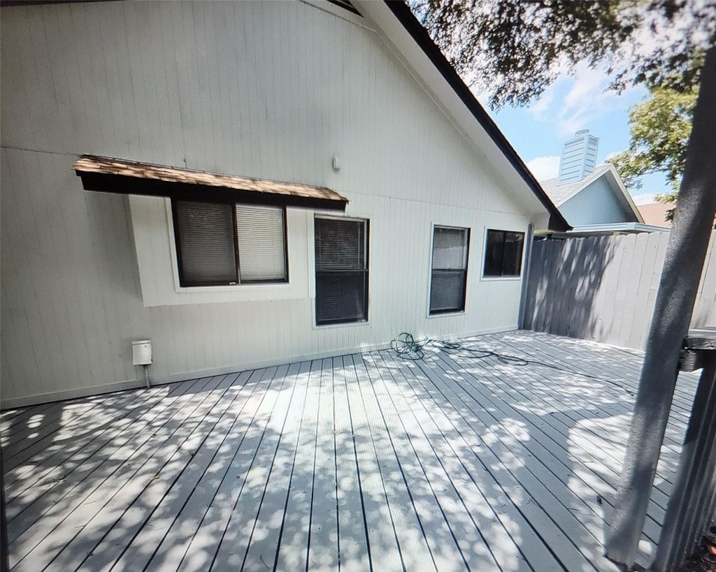 12021 Shady Springs Rd - Photo 24