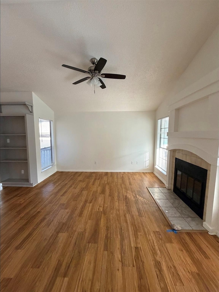 12021 Shady Springs Rd - Photo 2