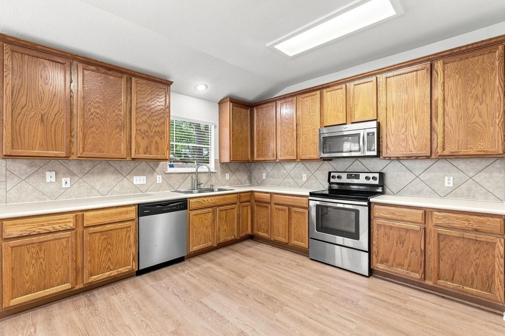 135 Lear Ave - Photo 12