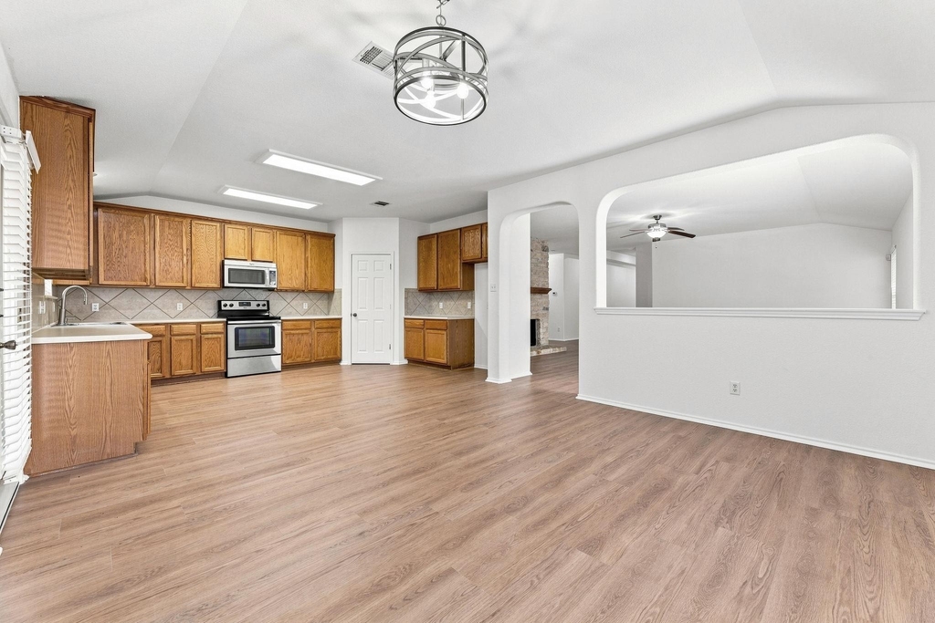 135 Lear Ave - Photo 9