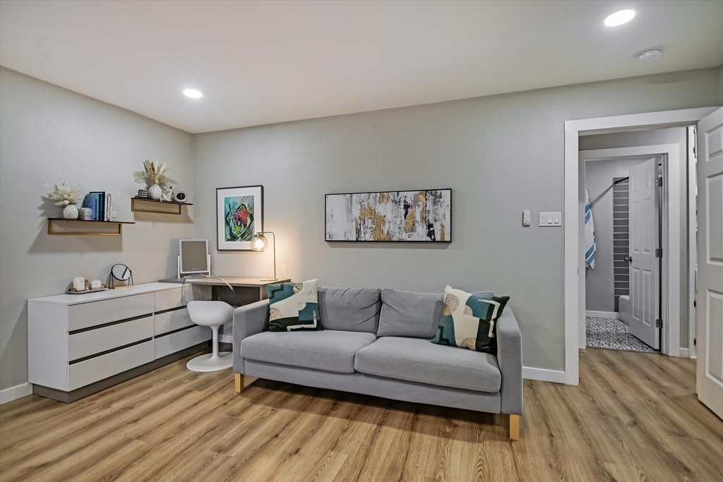 1006 Hollybluff St - Photo 15