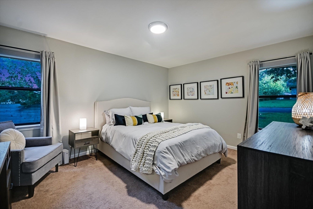 1006 Hollybluff St - Photo 19
