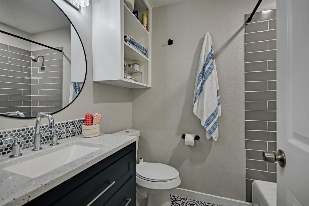 1006 Hollybluff St - Photo 20