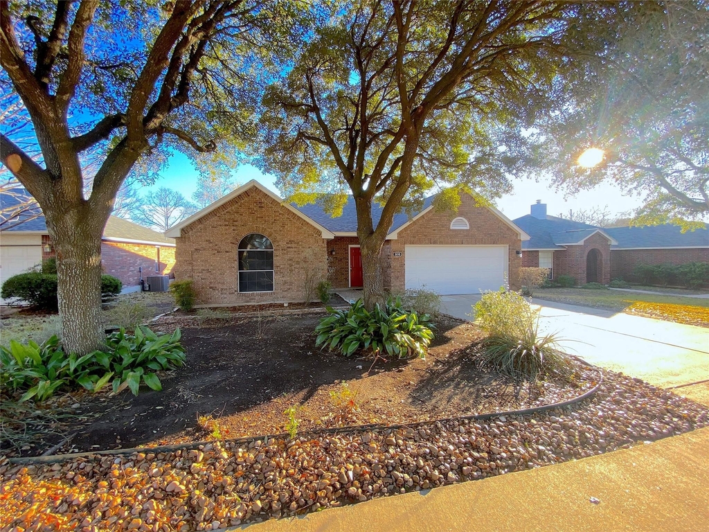 3015 Hill St - Photo 0