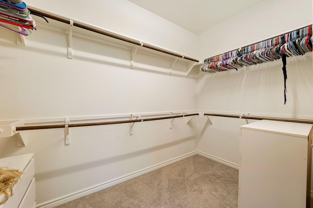 9010 Gage Dr - Photo 23