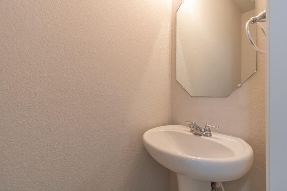 2880 Donnell Dr - Photo 27