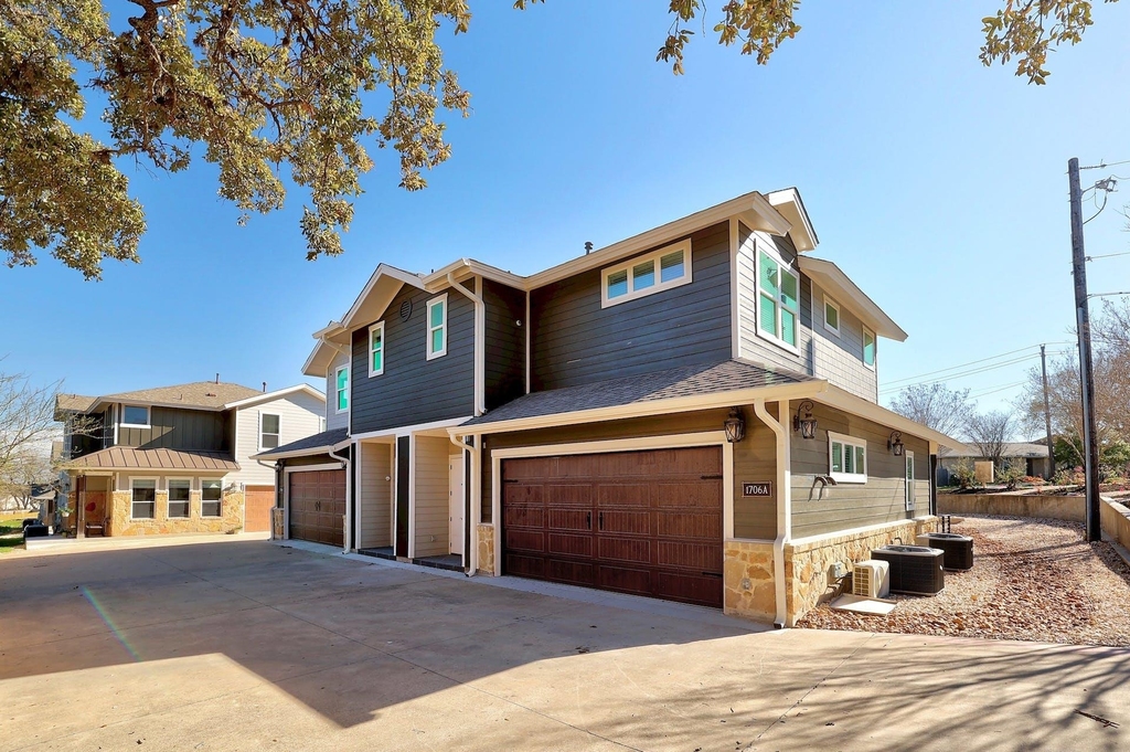 1706 Cedar Bend Dr - Photo 1
