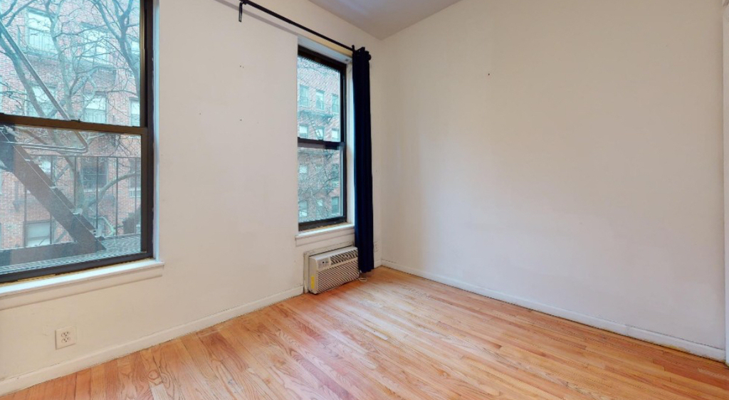  East 93rd Street - Photo 4