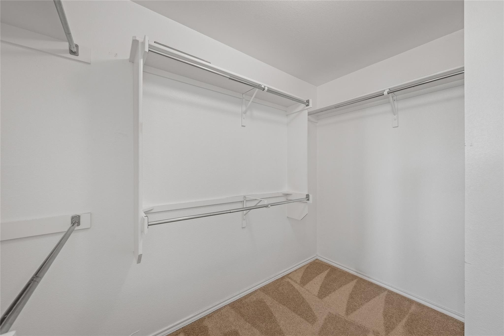 14716 Lantern Ln - Photo 16