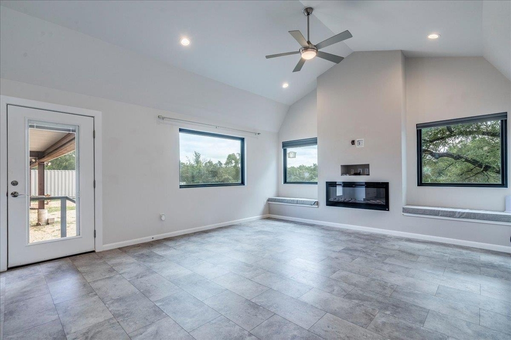 201 York Creek Rd - Photo 3