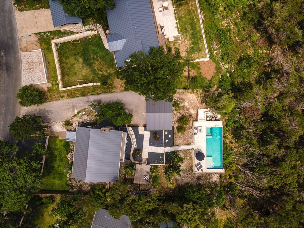 2711 Trail Of Madrones St - Photo 32