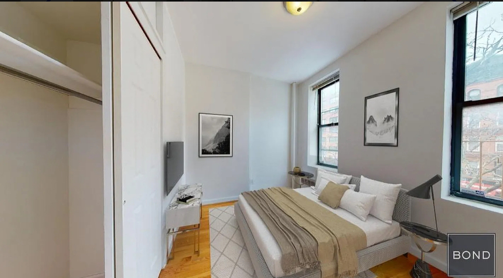 East 76th Street - Photo 2