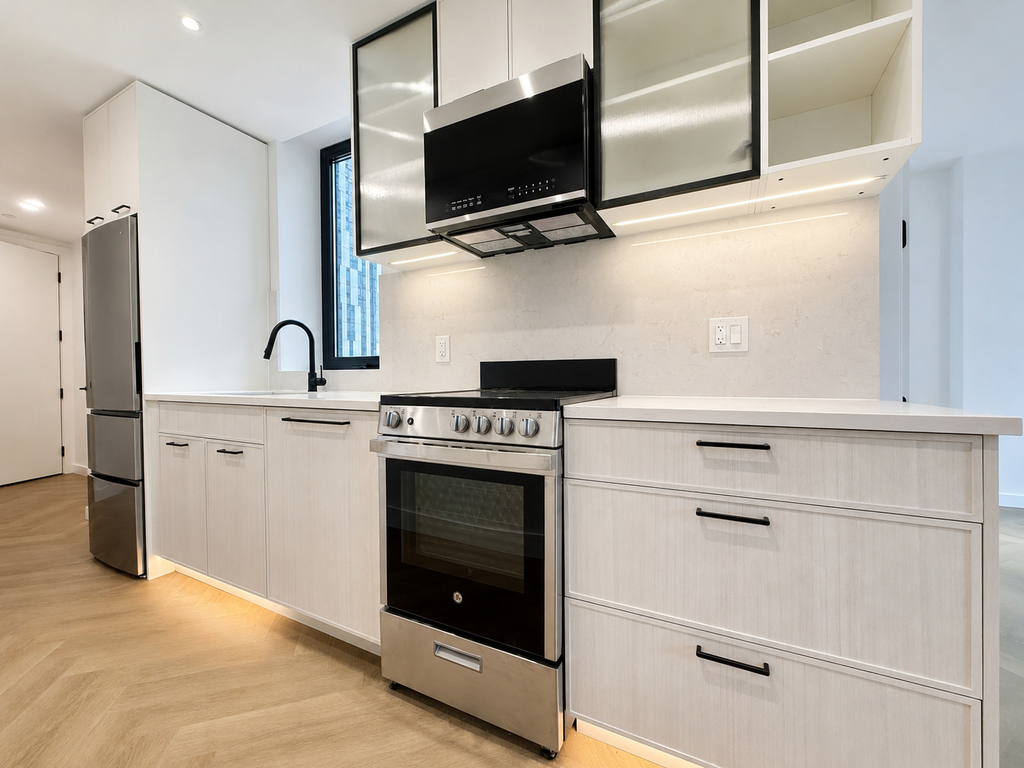 104 Fleet Place - Photo 2