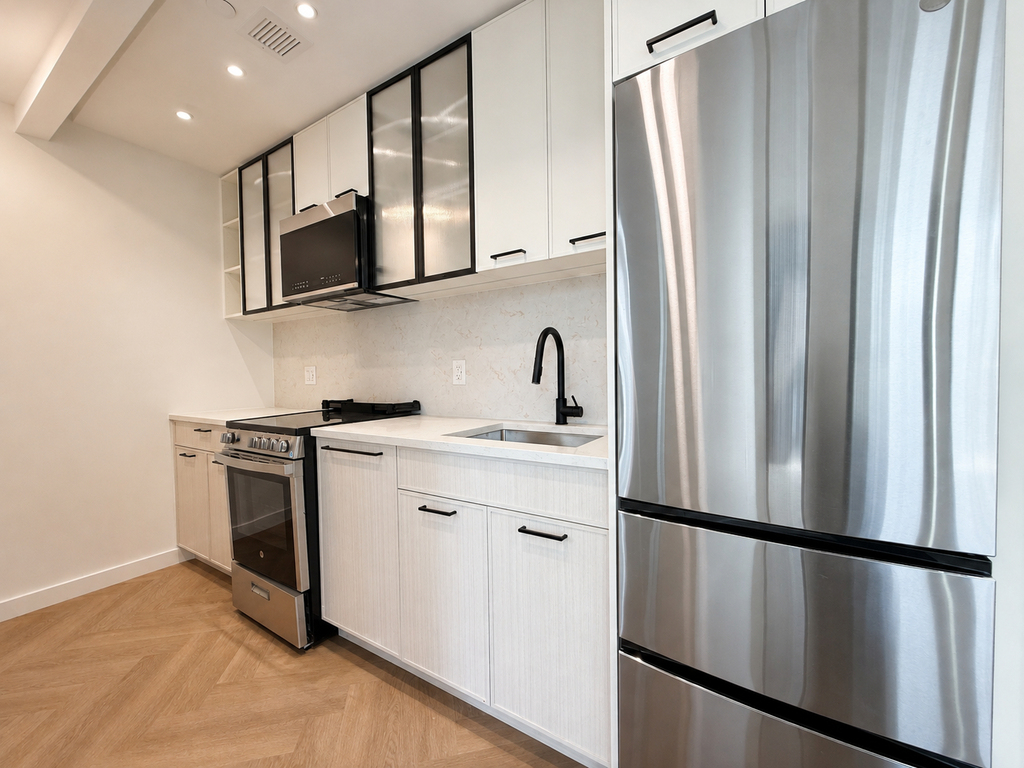 163 Willoughby Street - Photo 1