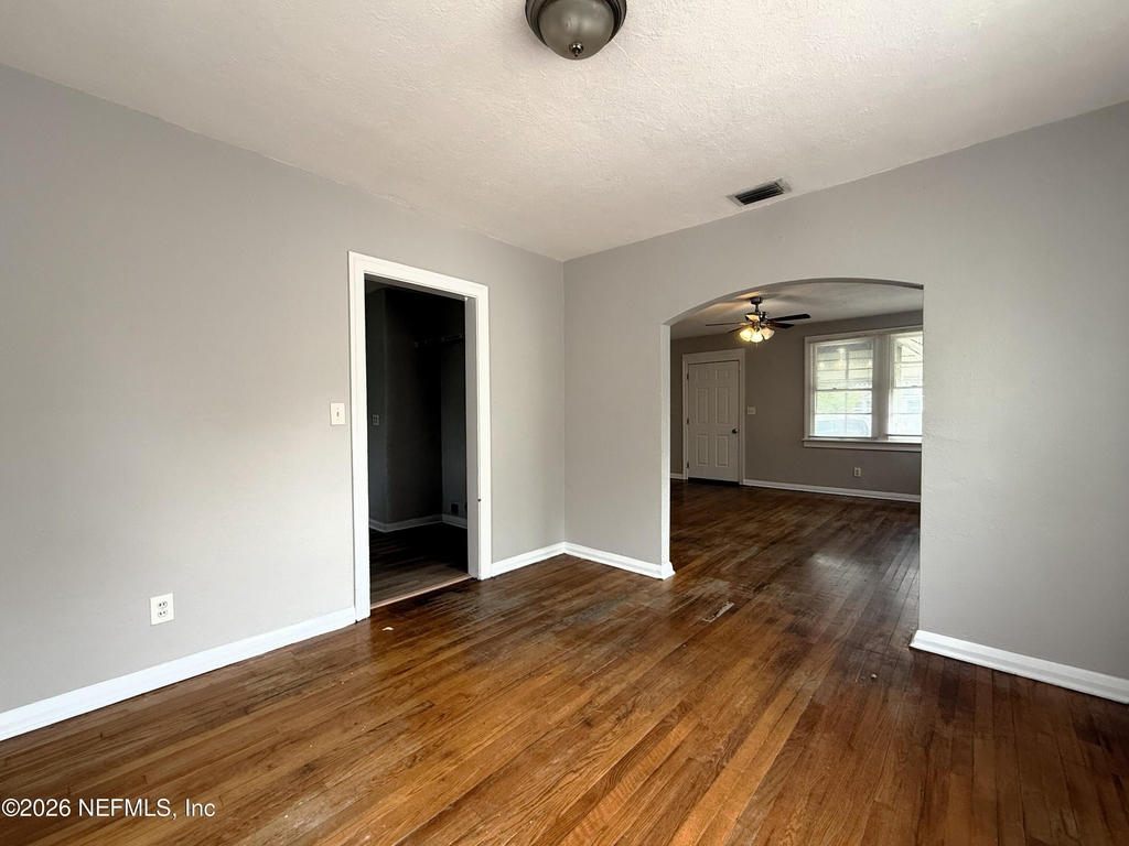 843 Mackinaw Street - Photo 9
