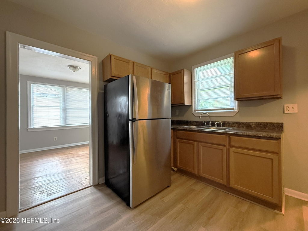 843 Mackinaw Street - Photo 6