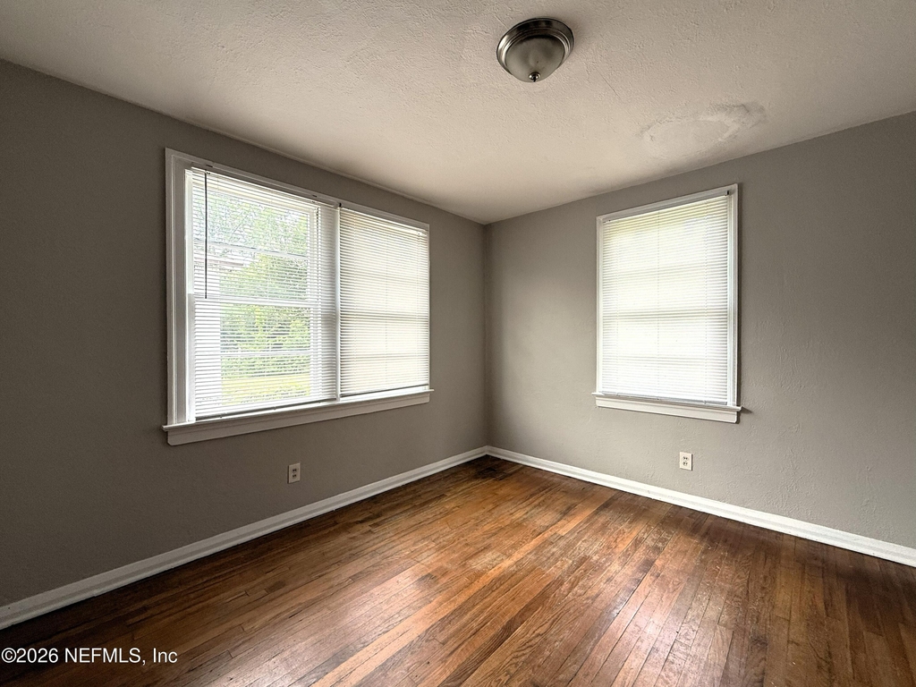 843 Mackinaw Street - Photo 8