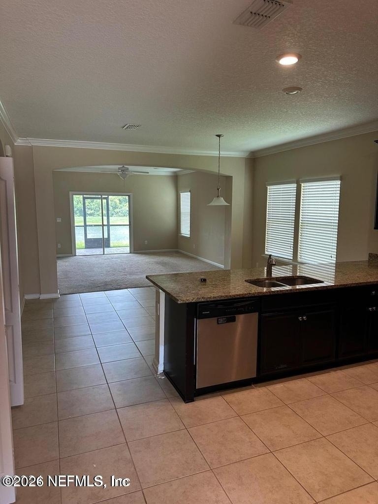 1440 Aspenwood Drive - Photo 3