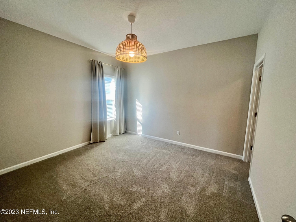 2117 Hawkeye Place - Photo 34