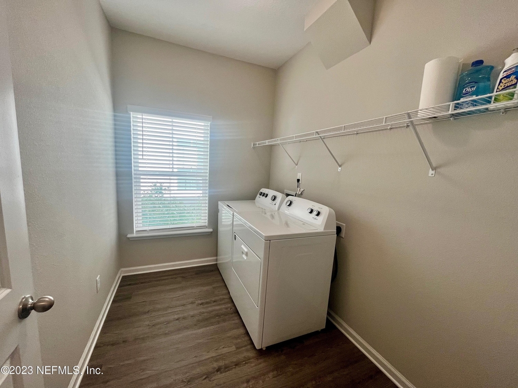 2117 Hawkeye Place - Photo 27