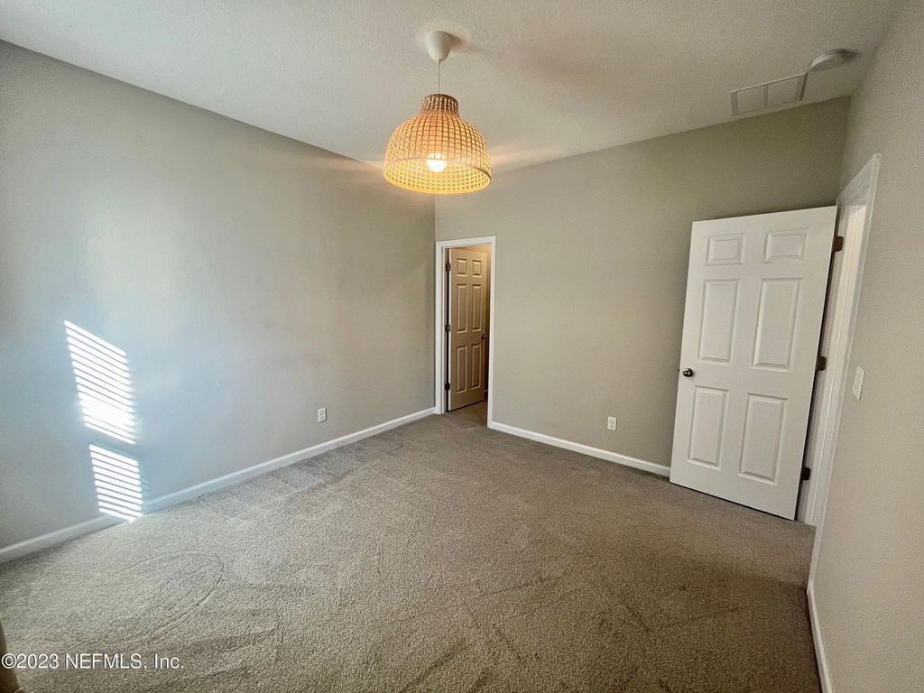 2117 Hawkeye Place - Photo 35