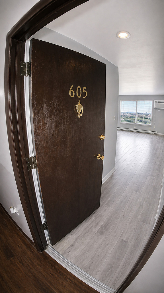 336 Lathrop Avenue - Photo 3