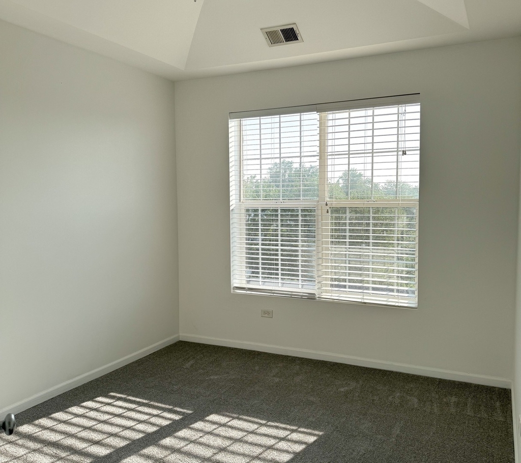 16600 Liberty Circle - Photo 1