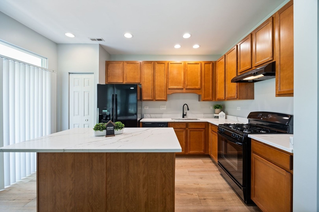 436 Azalea Street - Photo 9