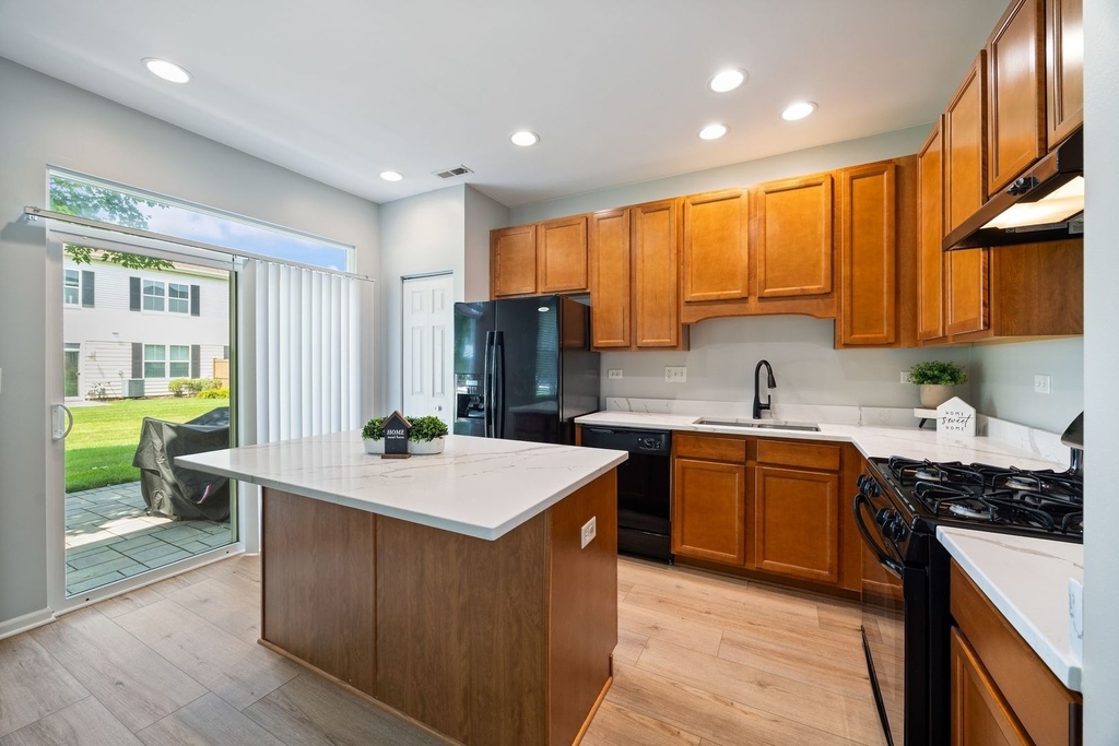 436 Azalea Street - Photo 10