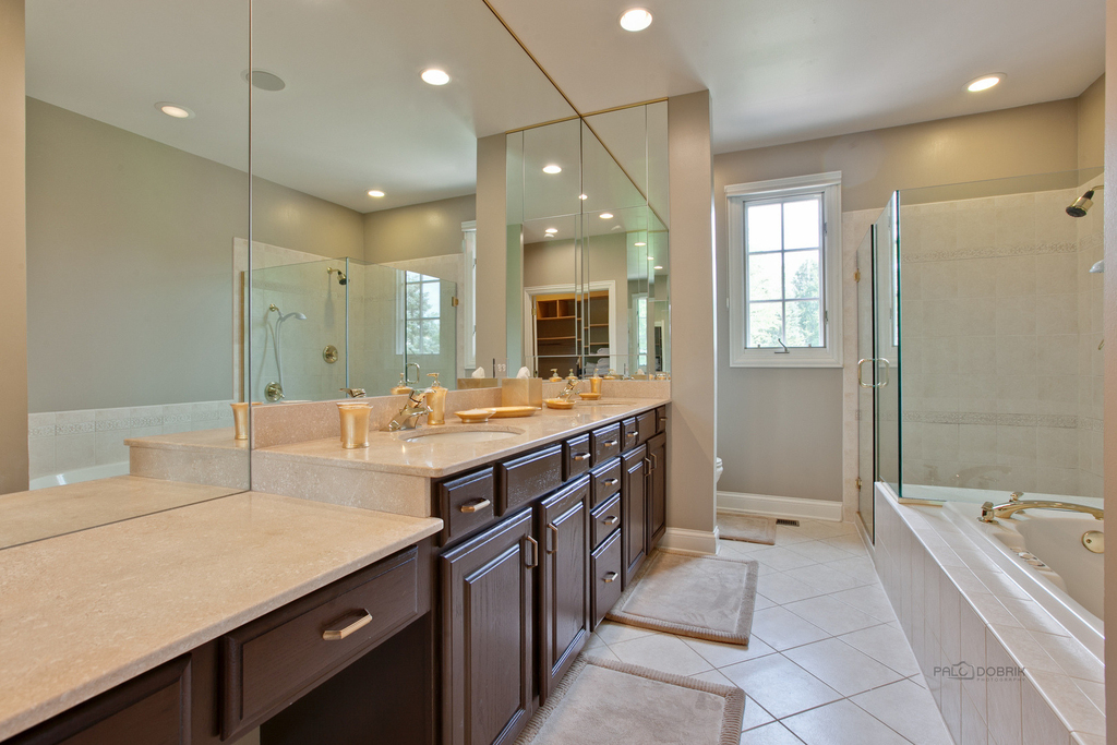 655 S Buckingham Court - Photo 7